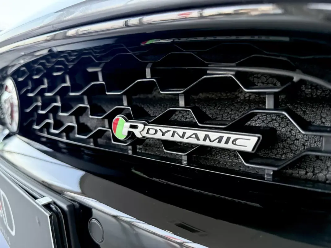 Jaguar F-Type 2018 - 46000 EUR, 64300 km - AUTO.MOTO.pt - 64300km - foto 18 de 135