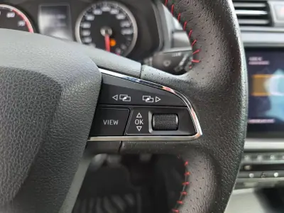 SEAT Arona 2020 - 14500 EUR, 61900 km - AUTO.MOTO.pt - 61900km - foto 22 de 42