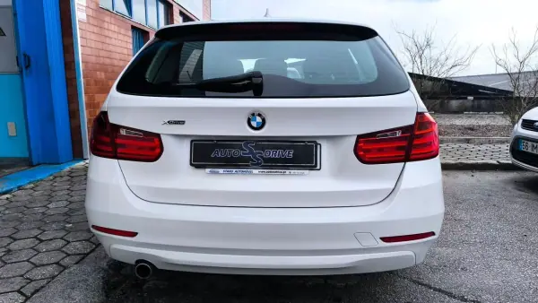 BMW 318 2015 - 12900 EUR, 195000 km - AUTO.MOTO.pt - 195000km - foto 11 de 20