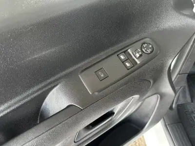 Toyota Proace City Verso 2020 - 18900 EUR, 110765 km - 110765km - foto 28 de 31