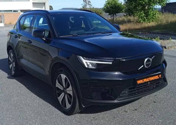 Volvo XC 40 2023 - 30750 EUR, 35600 km - 35600km - foto 3 de 18