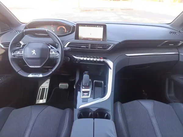 Peugeot 3008 2017 - 17250 EUR, 150000 km - AUTO.MOTO.pt - 150000km - foto 8 de 17