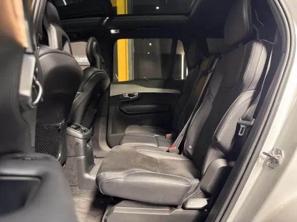 Volvo XC 90 2021 - 49990 EUR, 77040 km - 77040km - foto 24 de 31