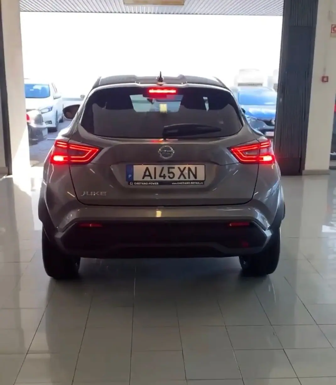 Nissan Juke 2021 - 22500 EUR, 88000 km - 88000km - foto 3 de 8