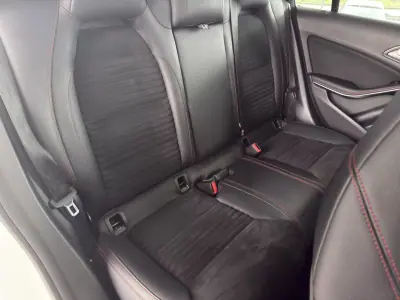 Mercedes-Benz CLA 220 2017 - 18900 EUR, 246604 km - AUTO.MOTO.pt - 246604km - foto 22 de 29