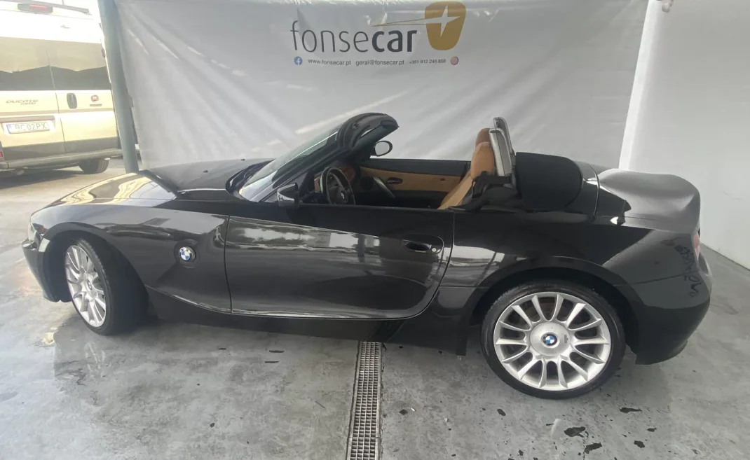BMW Z4 2006 - 13990 EUR, 229825 km - AUTO.MOTO.pt - 229825km - foto 12 de 19