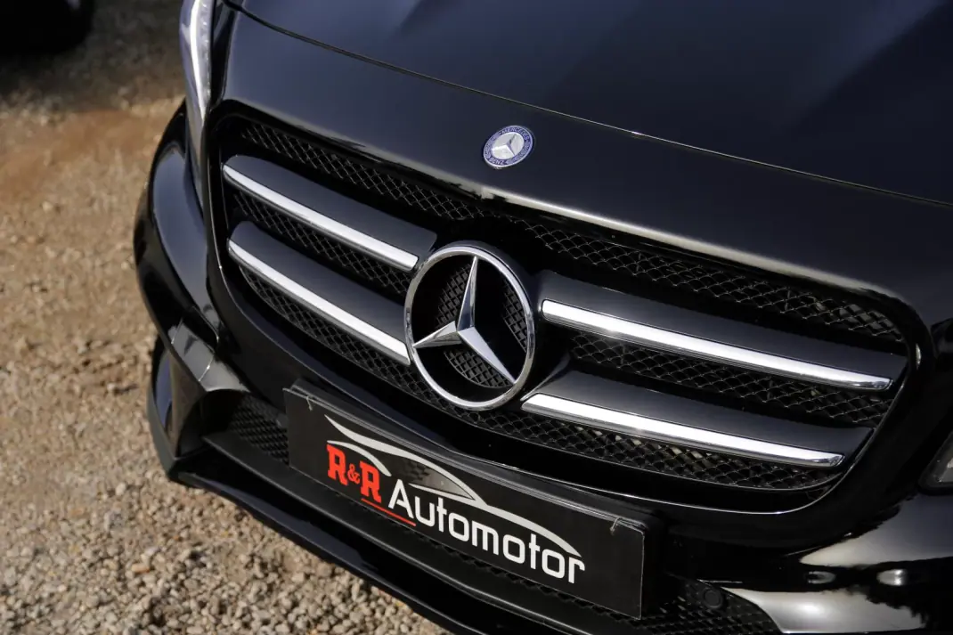 Mercedes-Benz GLA 180 2016 - 22500 EUR, 148000 km - AUTO.MOTO.pt - 148000km - foto 7 de 32