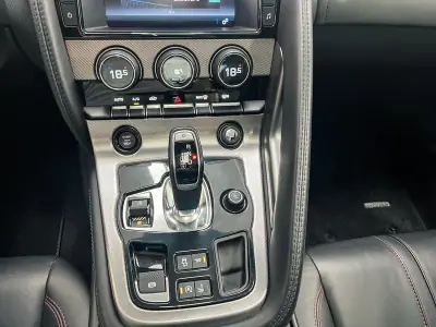 Jaguar F-Type 2017 - 47900 EUR, 54000 km - AUTO.MOTO.pt - 54000km - foto 13 de 20