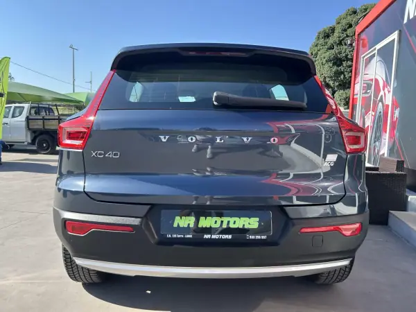 Volvo XC 40 2022 - 27947 EUR, 57500 km - AUTO.MOTO.pt - 57500km - foto 7 de 20