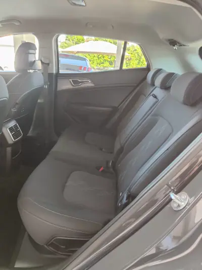 Kia Sportage 2024 - 32750 EUR, 16000 km - 16000km - foto 14 de 39