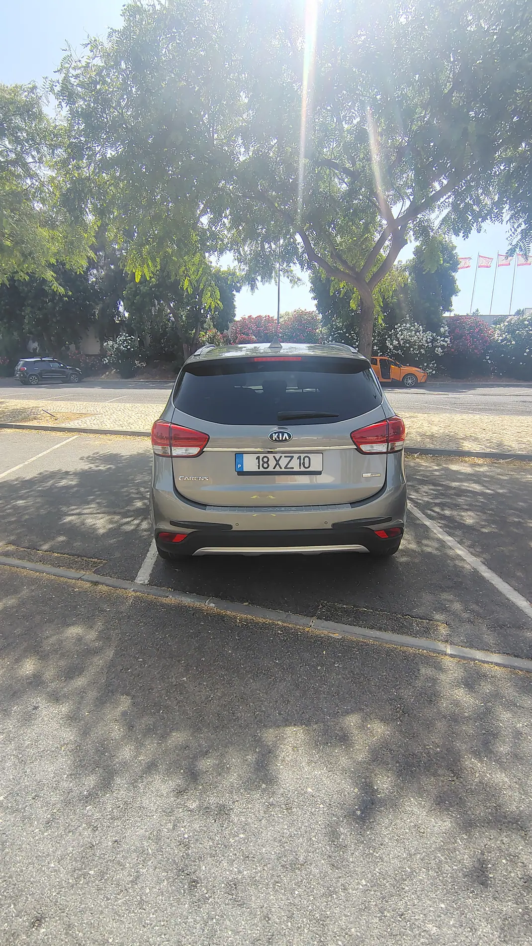 Kia Carens 2019 - 10000 EUR, 265000 km - 265000km - foto 4 de 10