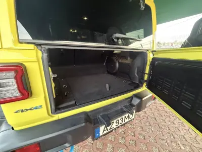 Jeep Wrangler Unlimited 2023 - 78900 EUR, 45271 km - AUTO.MOTO.pt - 45271km - foto 20 de 24