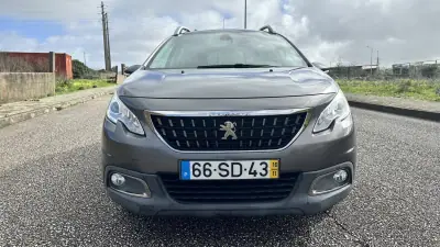 Peugeot 2008 2016 - 12900 EUR, 122000 km - AUTO.MOTO.pt - 122000km - foto 3 de 12