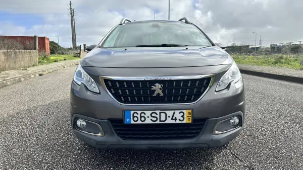 Peugeot 2008 2016 - 12900 EUR, 122000 km - AUTO.MOTO.pt - 122000km - foto 3 de 12