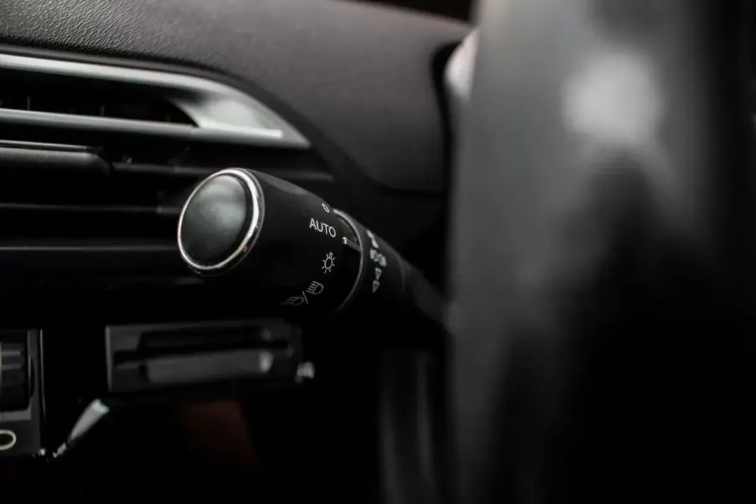 Citroën C4 Spacetourer 2019 - 10550 EUR, 304577 km - AUTO.MOTO.pt - 304577km - foto 17 de 45