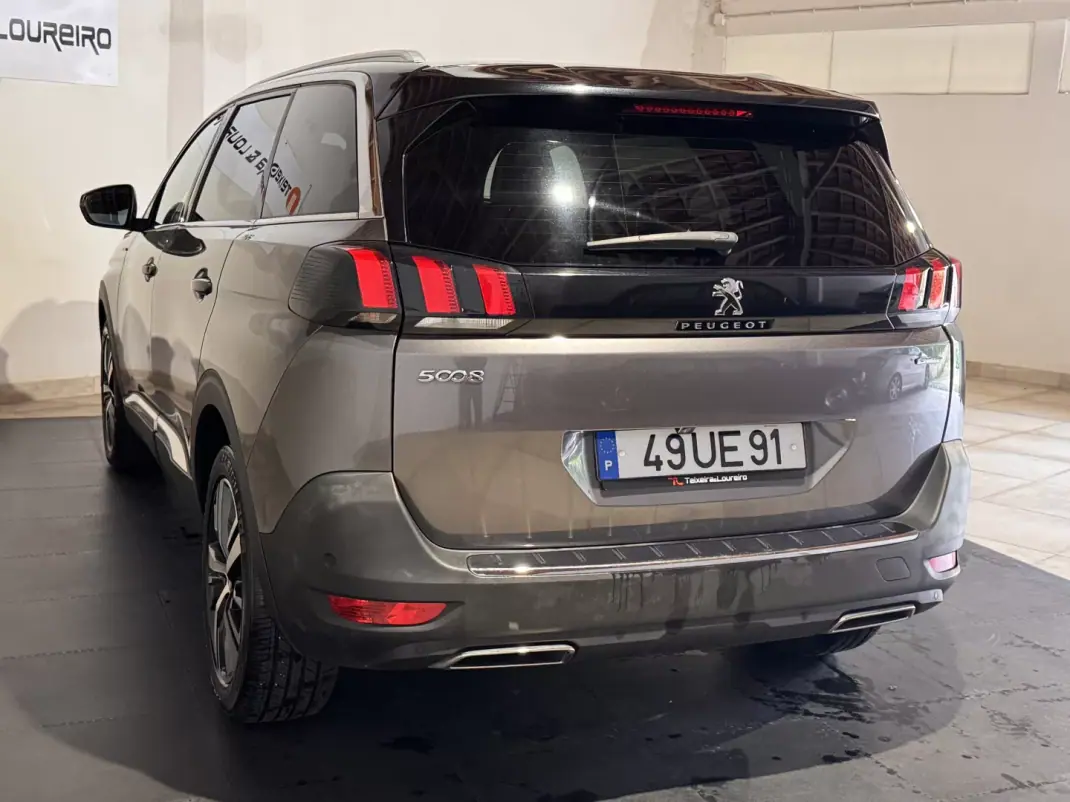 Peugeot 5008 2018 - 18500 EUR, 108306 km - AUTO.MOTO.pt - 108306km - foto 7 de 23