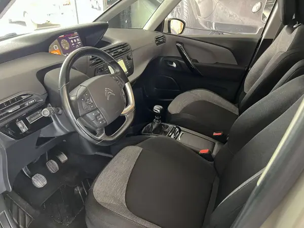Citroën C4 Spacetourer 2020 - 14600 EUR, 139723 km - AUTO.MOTO.pt - 139723km - foto 6 de 25
