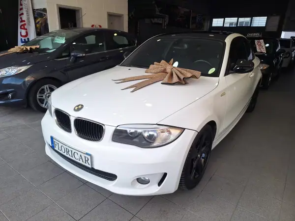 BMW 118 2011 - 11900 EUR, 243000 km - AUTO.MOTO.pt - 243000km - foto 2 de 22