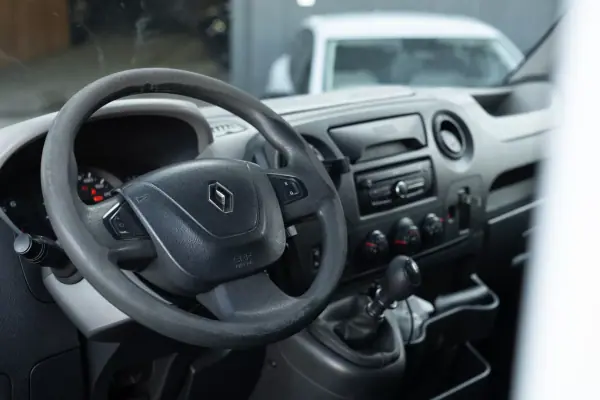 Renault MASTER 2.2DCI CAIXA ABERTA 2016 - 16900 EUR, 268660 km - AUTO.MOTO.pt - 268660km - foto 4 de 15