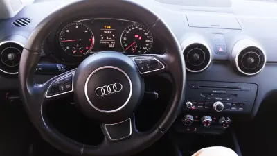 Audi A1 Sportback 2014 - 10999 EUR, 159000 km - AUTO.MOTO.pt - 159000km - foto 23 de 37