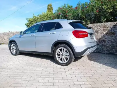 Mercedes-Benz GLA 220 2014 — foto 4 de 17