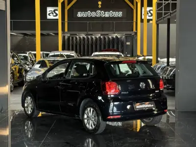 Volkswagen Polo 2016 - 10990 EUR, 106798 km - AUTO.MOTO.pt - 106798km - foto 7 de 25
