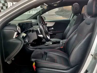 Mercedes-Benz A 250 Limousine 2021 - 25990 EUR, 123000 km - AUTO.MOTO.pt - 123000km - foto 5 de 13