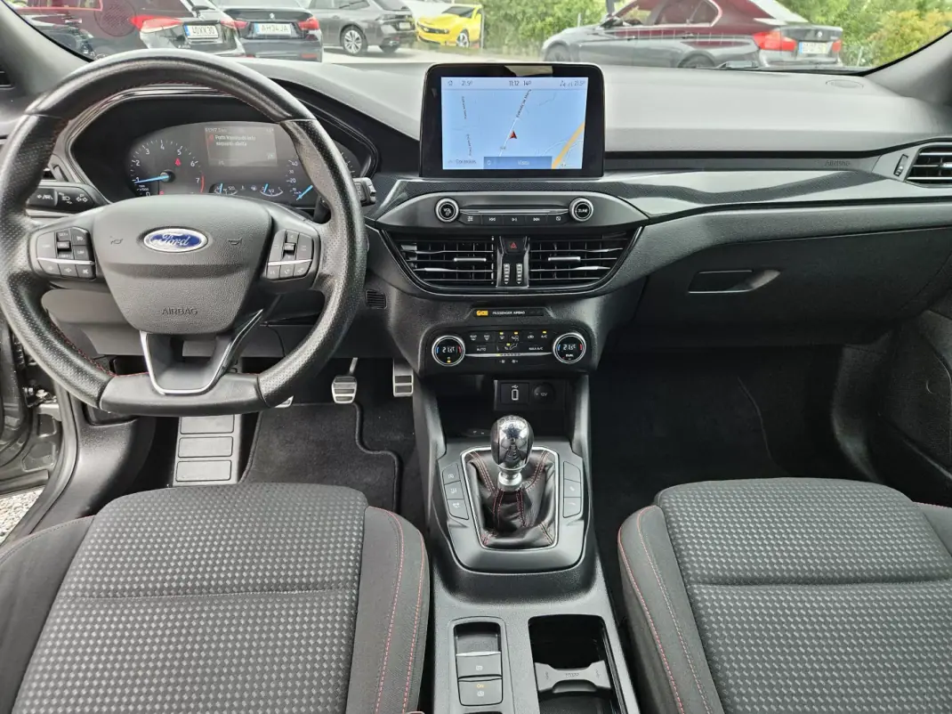 Ford Focus SW 2021 - 17800 EUR, 91100 km - AUTO.MOTO.pt - 91100km - foto 15 de 66