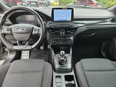Ford Focus SW 2021 - 17800 EUR, 91100 km - AUTO.MOTO.pt - 91100km - foto 15 de 66