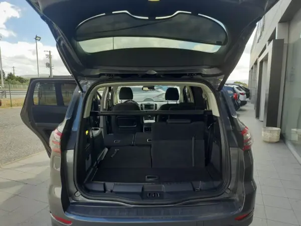 Ford S-Max 2016 - 17750 EUR, 151186 km - AUTO.MOTO.pt - 151186km - foto 15 de 35