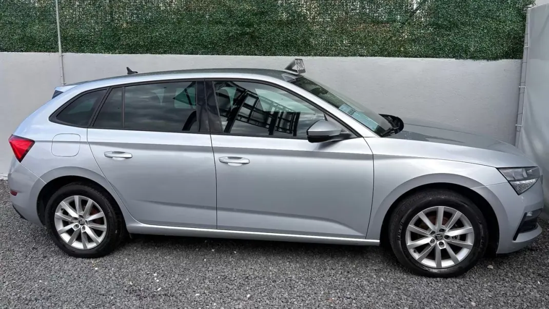 Skoda Scala 2022 - 11900 EUR, 94000 km - AUTO.MOTO.pt - 94000km - foto 7 de 12