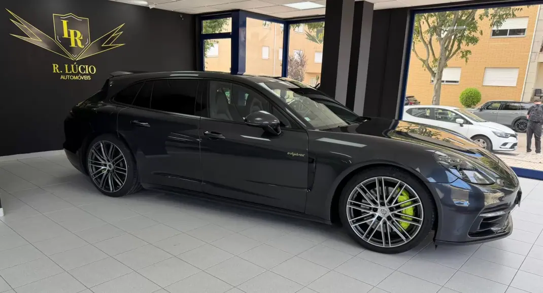 Porsche Panamera Sport Turismo 2017 - 46500 EUR, 283038 km - 283038km - foto 3 de 28