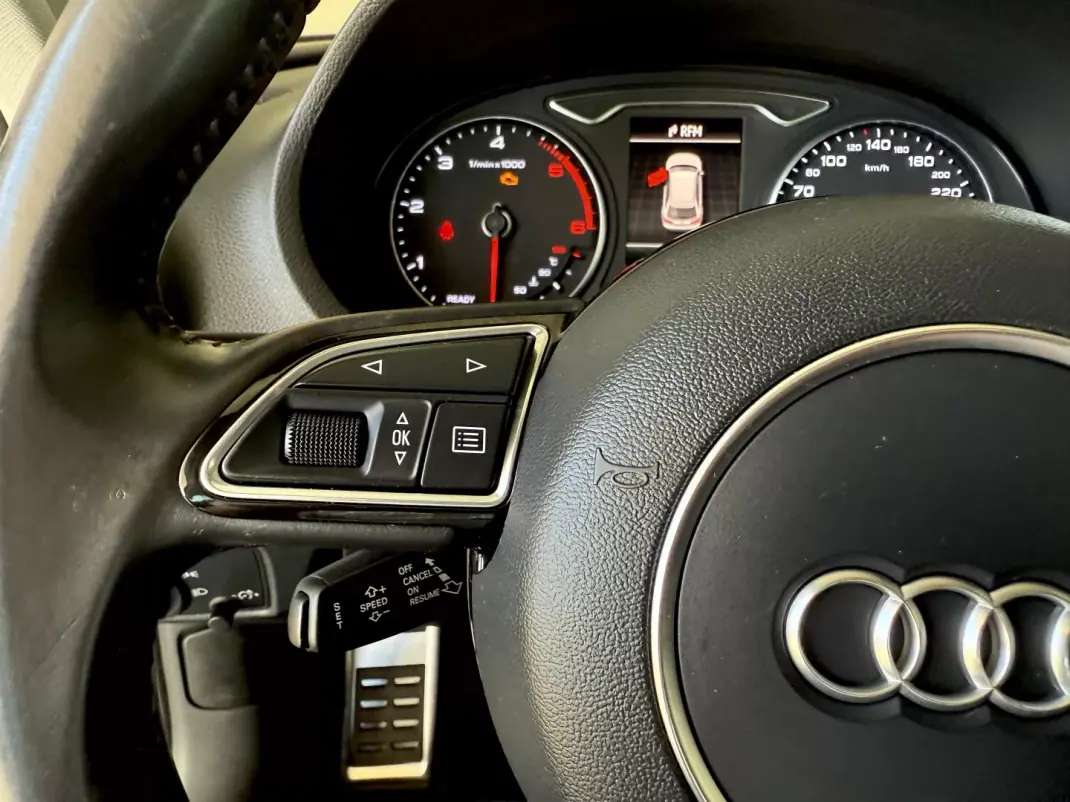 Audi A3 Sportback 2016 - 16000 EUR, 158000 km - AUTO.MOTO.pt - 158000km - foto 59 de 94