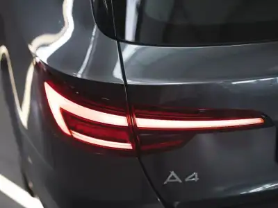 Audi A4 Avant 2018 - 25990 EUR, 107000 km - AUTO.MOTO.pt - 107000km - foto 13 de 24