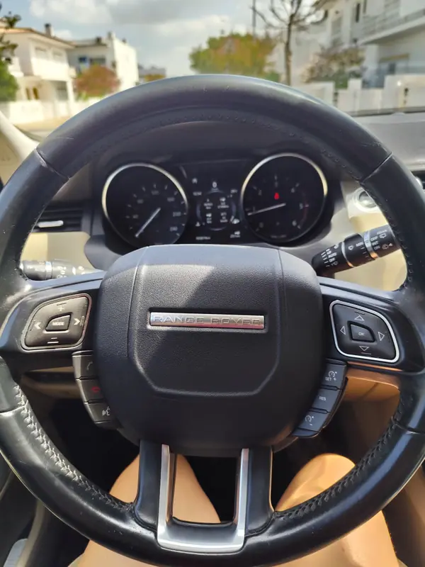 Land Rover Range Rover Evoque 2018 - 21500 EUR, 193800 km - 193800km - foto 10 de 13