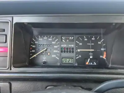 Volkswagen Golf Cabriolet 1991 - 9950 EUR, 127019 km - AUTO.MOTO.pt - 127019km - foto 10 de 19