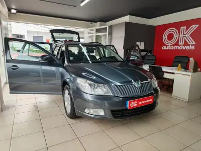 Skoda Octavia Break 2010 - 6650 EUR, 252000 km - AUTO.MOTO.pt - 252000km - foto 19 de 31