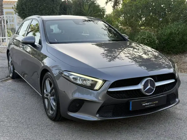 Mercedes-Benz A 180 2018 - 18999 EUR, 180000 km - AUTO.MOTO.pt - 180000km - foto 4 de 12