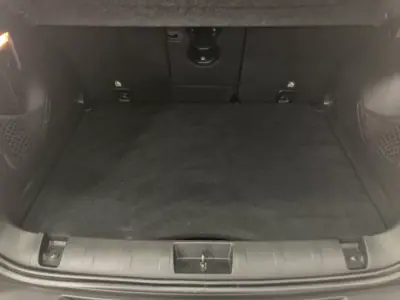 Jeep Renegade 2019 - 12900 EUR, 102216 km - AUTO.MOTO.pt - 102216km - foto 35 de 42