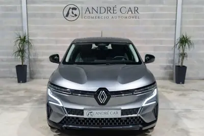 Renault Mégane E-Tech 2023 - 20950 EUR, 72823 km - AUTO.MOTO.pt - 72823km - foto 3 de 37
