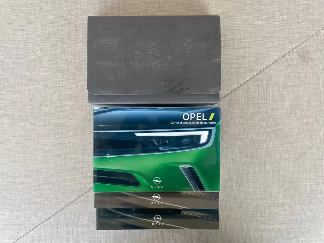 Opel COMBO 2022 - 17450 EUR, 123000 km - AUTO.MOTO.pt - 123000km - foto 37 de 37