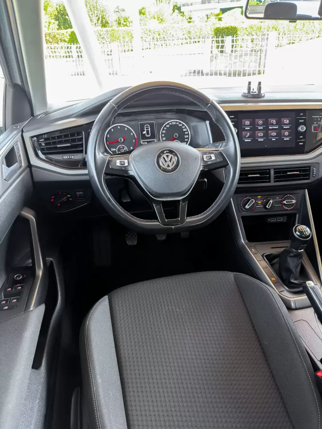 Volkswagen Polo 2018 - 12500 EUR, 112178 km - 112178km - foto 21 de 21