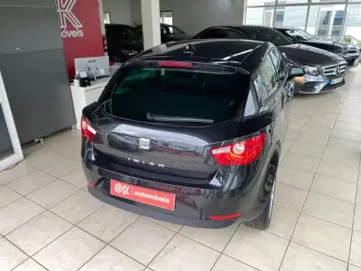 SEAT Ibiza 2011 - 7490 EUR, 134000 km - AUTO.MOTO.pt - 134000km - foto 7 de 34