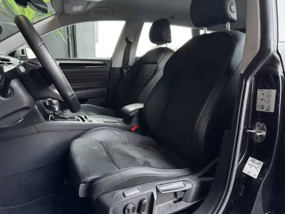 Volkswagen Arteon 2023 - 31990 EUR, 45800 km - AUTO.MOTO.pt - 45800km - foto 31 de 36