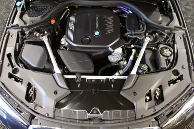 BMW 520 2023 - 29900 EUR, 165000 km - AUTO.MOTO.pt - 165000km - foto 32 de 33