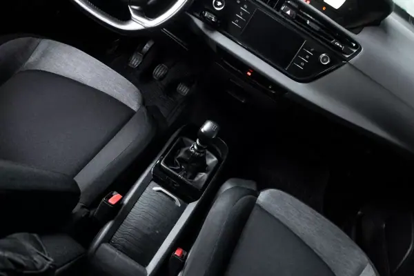 Citroën C4 Picasso 2018 - 9900 EUR, 296322 km - AUTO.MOTO.pt - 296322km - foto 29 de 30