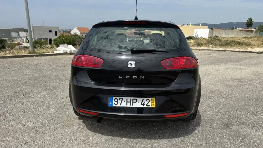 SEAT Leon 2009 - 6900 EUR, 250000 km - 250000km - foto 21 de 30