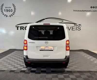 Opel Vivaro 2022 - 32900 EUR, 20415 km - 20415km - foto 4 de 50