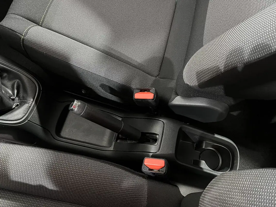 Citroën C3 2019 - 10900 EUR, 106542 km - AUTO.MOTO.pt - 106542km - foto 14 de 21