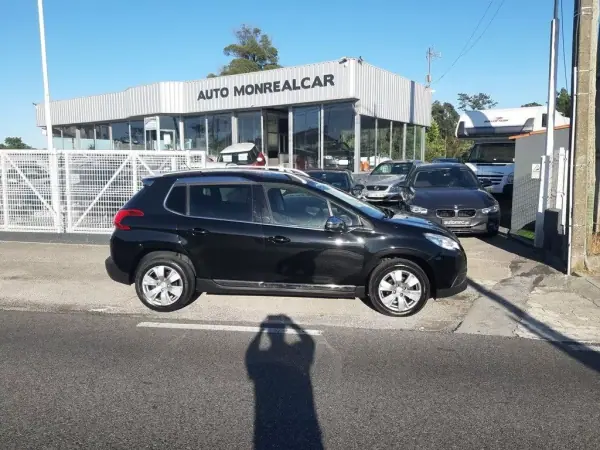Peugeot 2008 2014 - 9500 EUR, 248900 km - AUTO.MOTO.pt - 248900km - foto 2 de 39
